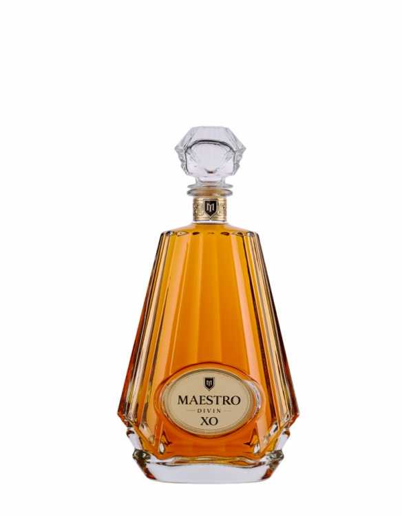Коньяк «Maestro» Reserva, XO 7 лет. 0,7