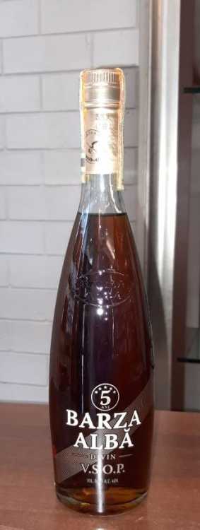 Коньяк «Belii Aist» VSOP 5 лет, Barza Alba. 0,5