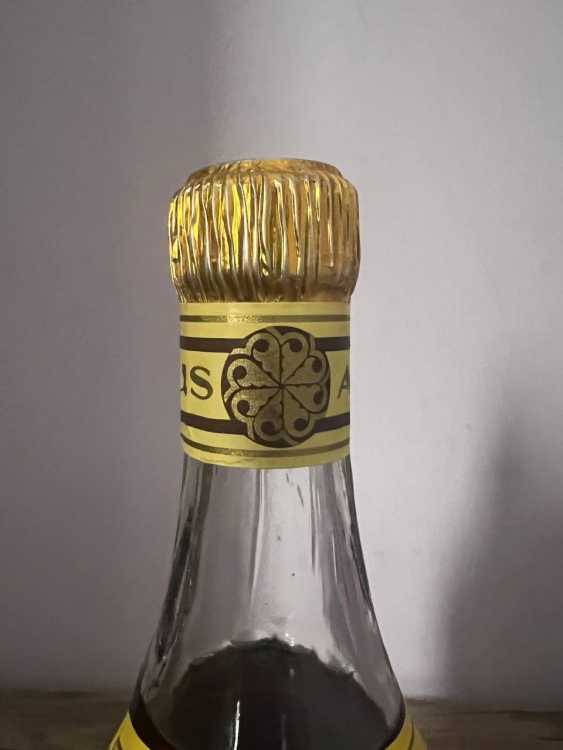 Армянский "Юбилейный 10 лет" 80-е года. 0,5 л. СССР. Экспортный.