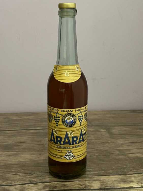 Армянский "Арарат 3 года" 1987 года. 0,5 л. СССР. Экспортный. 