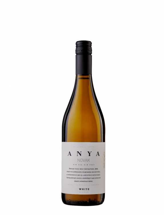 Вино «Anya» 2024 White, Novak. 0,75
