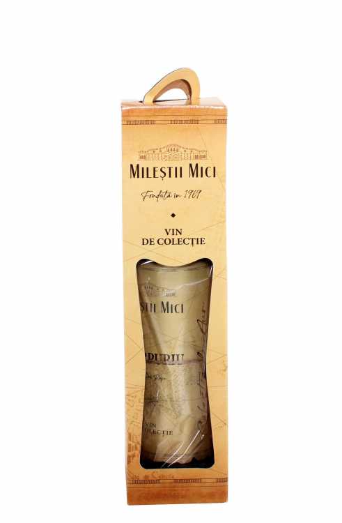 Вино «Purpuriu de Purcari» 1987 Коллекционное, Milestii Mici. 0,7 Вино «Purpuriu de Purcari» 1987 Коллекционное, Milestii Mici. 0,7