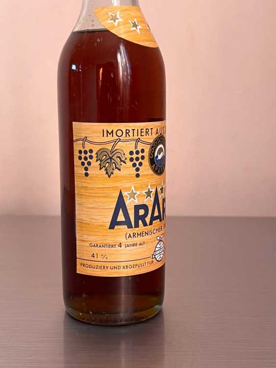 Армянский "Арарат 4 года" 1985 года. 0,5 л. Экспорт в ГДР. СССР. 